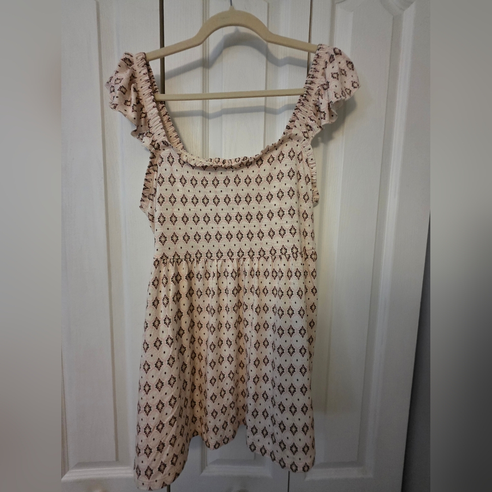 TORRID NWT Cream Pink Green Patterned Ruffle Sleeve Babydoll Tank Top Size L/12
